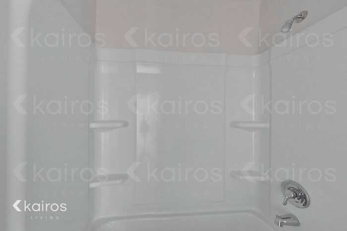 Building Photo - 18 Duluth Dr