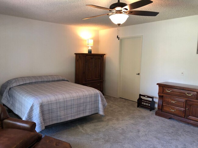 Building Photo - 171 Leisure World