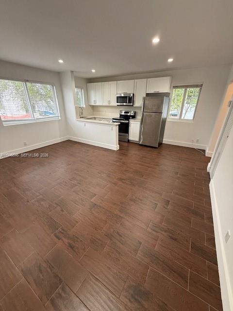 Building Photo - 2006 Calais Dr