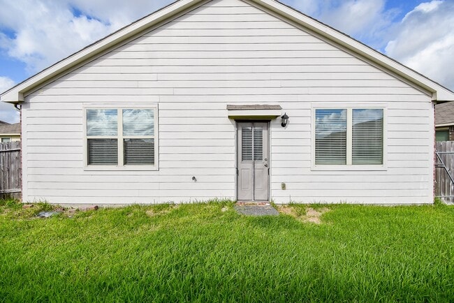 Building Photo - 5530 Redwood Summit Ln