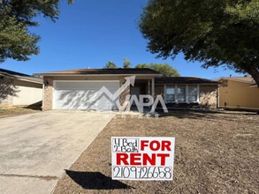 Building Photo - 774 Sawtooth Dr