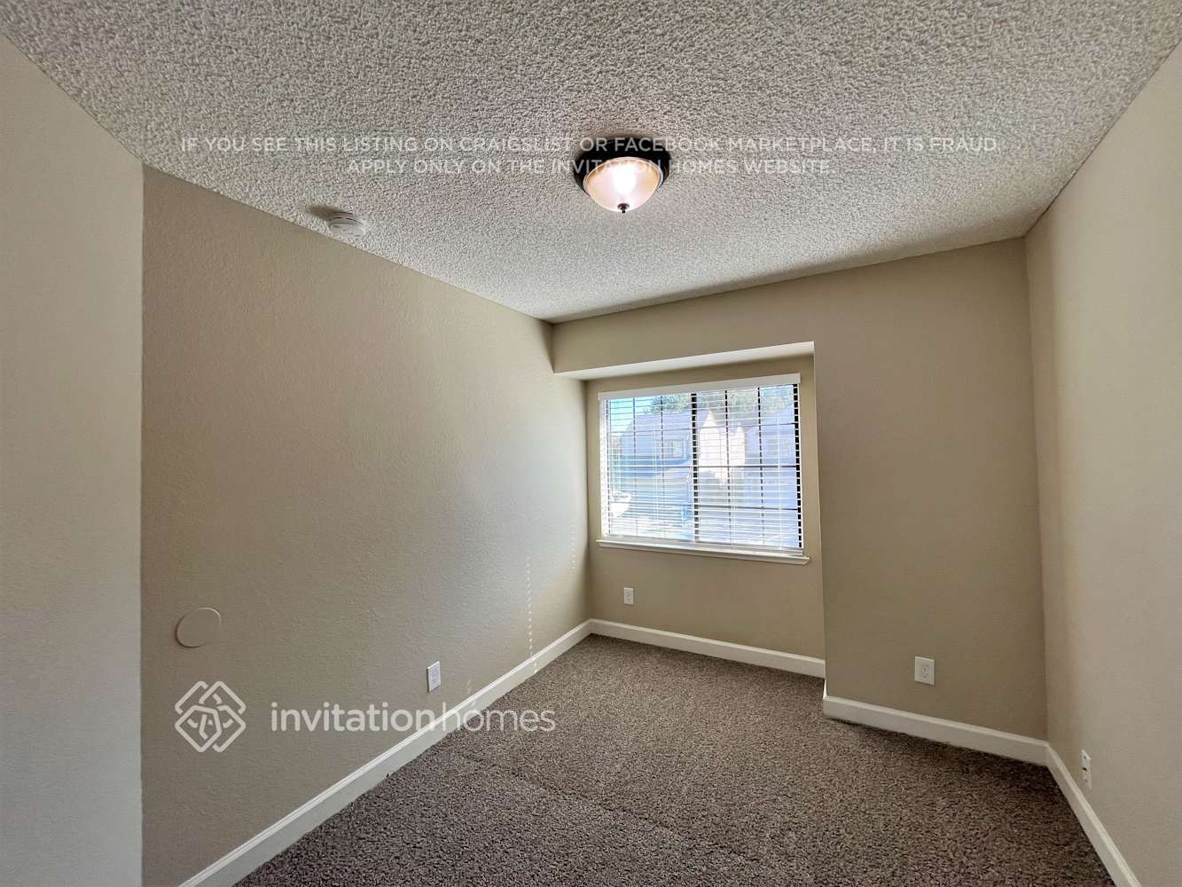 Building Photo - 2272 Sandcastle Way