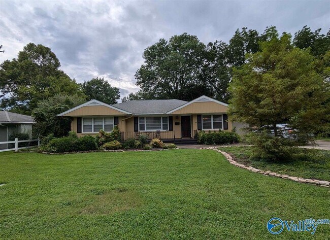 Building Photo - 2222 Matthews St SE