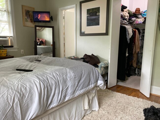 Primary - 3010 Wisconsin Ave NW