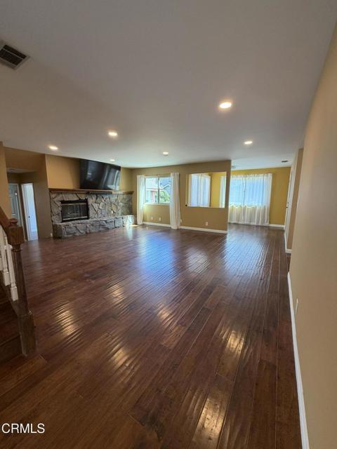 Building Photo - 650 Lions Gate Dr