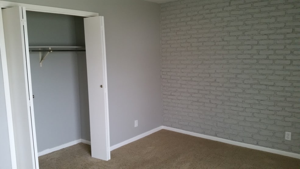 Building Photo - 3843 Morris Dr