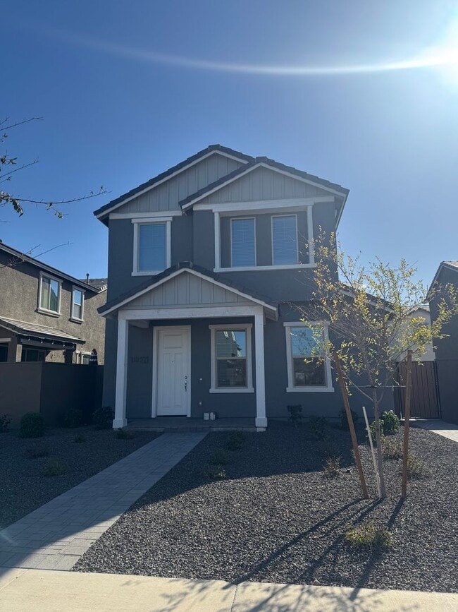 Building Photo - 3 BEDROOM UPGRADED HOME IN UNION PARK