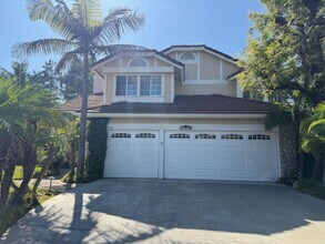 Building Photo - ****1/2 off second month rent****Over 3000...