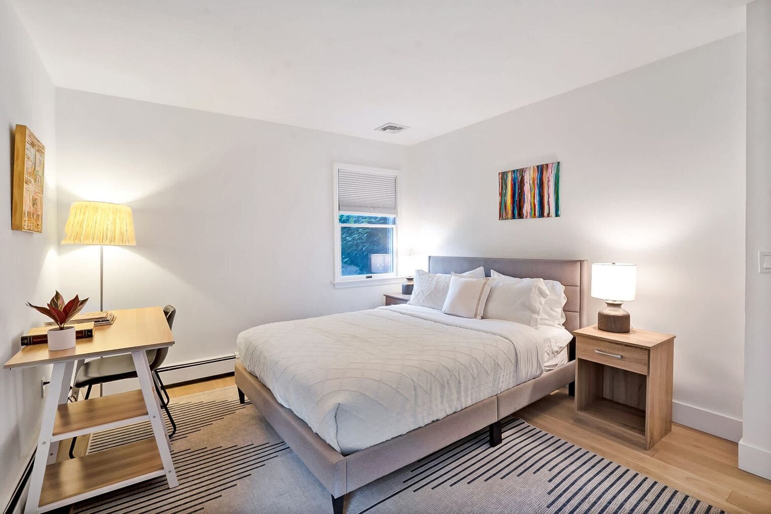 Building Photo - 450 Eastward Ct