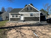 Building Photo - 207 Ridgewood Dr