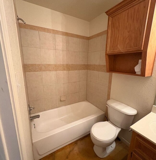 Building Photo - 1402 Powder River Dr