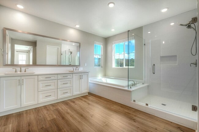 Building Photo - 6675 Agave Cir