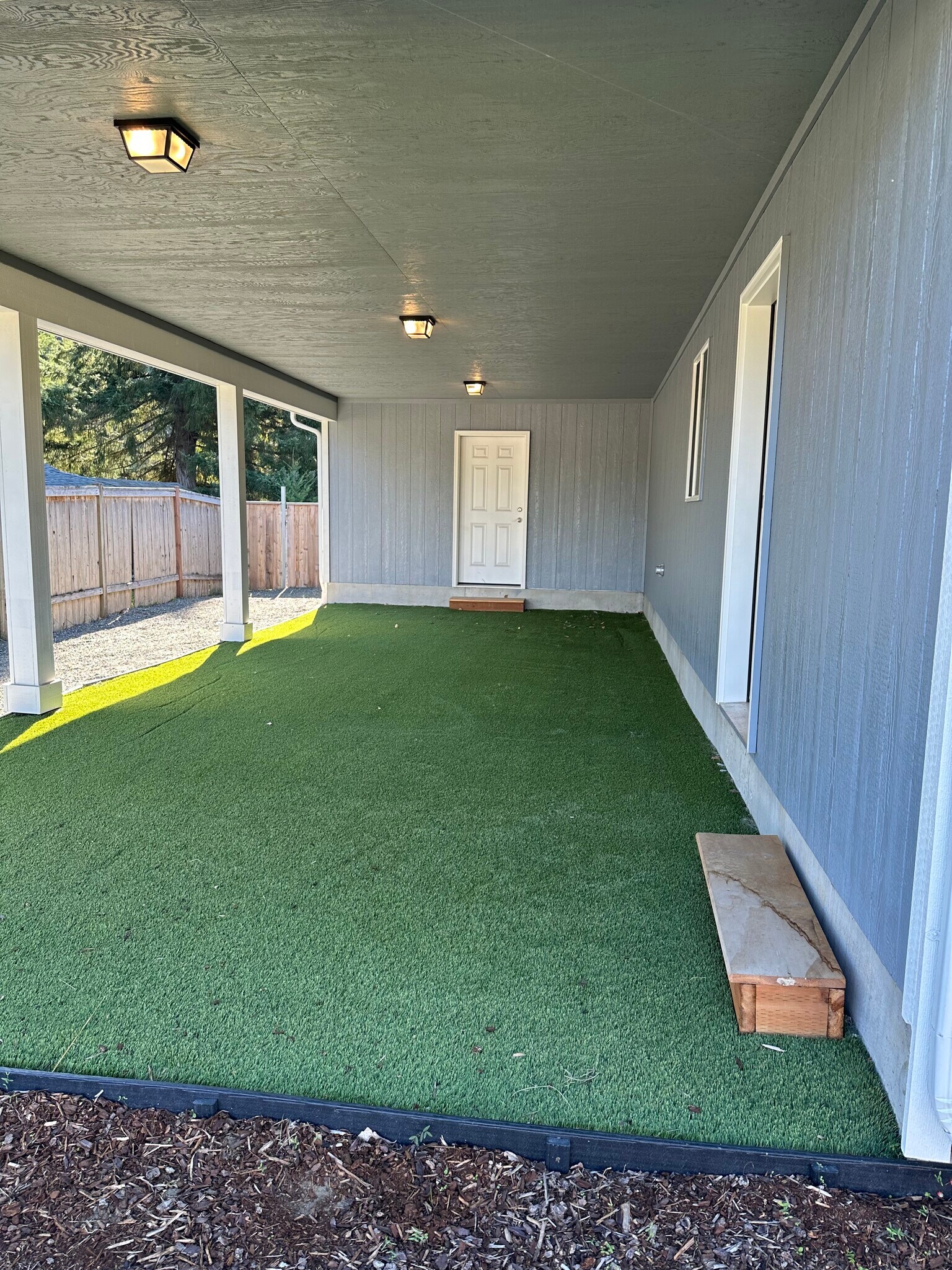 Covered area - 6704 Summerset Dr SE