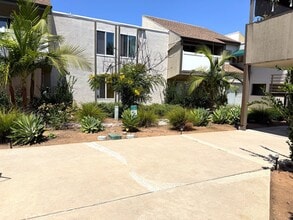 Building Photo - 8034 Linda Vista Rd