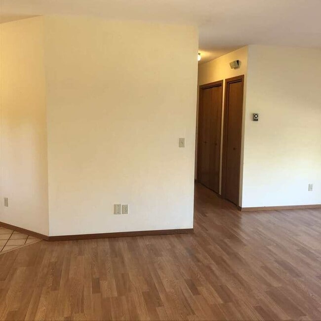 Building Photo - 203 N Wightman St