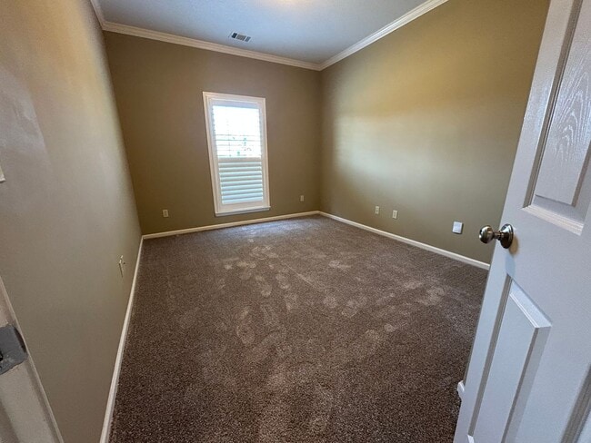 Building Photo - 5204 Easton Ln