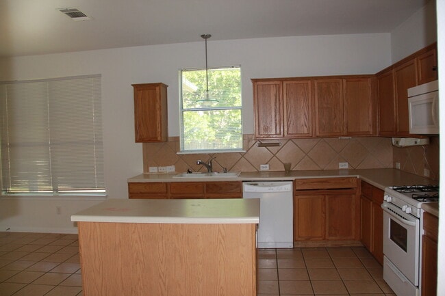 Building Photo - NORTH -   Harris Ridge SBDV