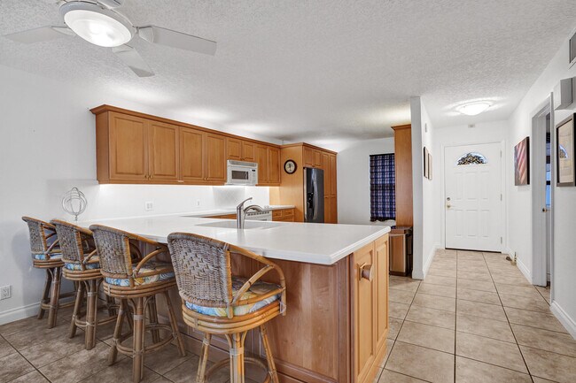 Building Photo - 1627 Riverview Rd