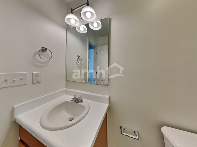 Building Photo - 3904 Edgewood Terrace Rd