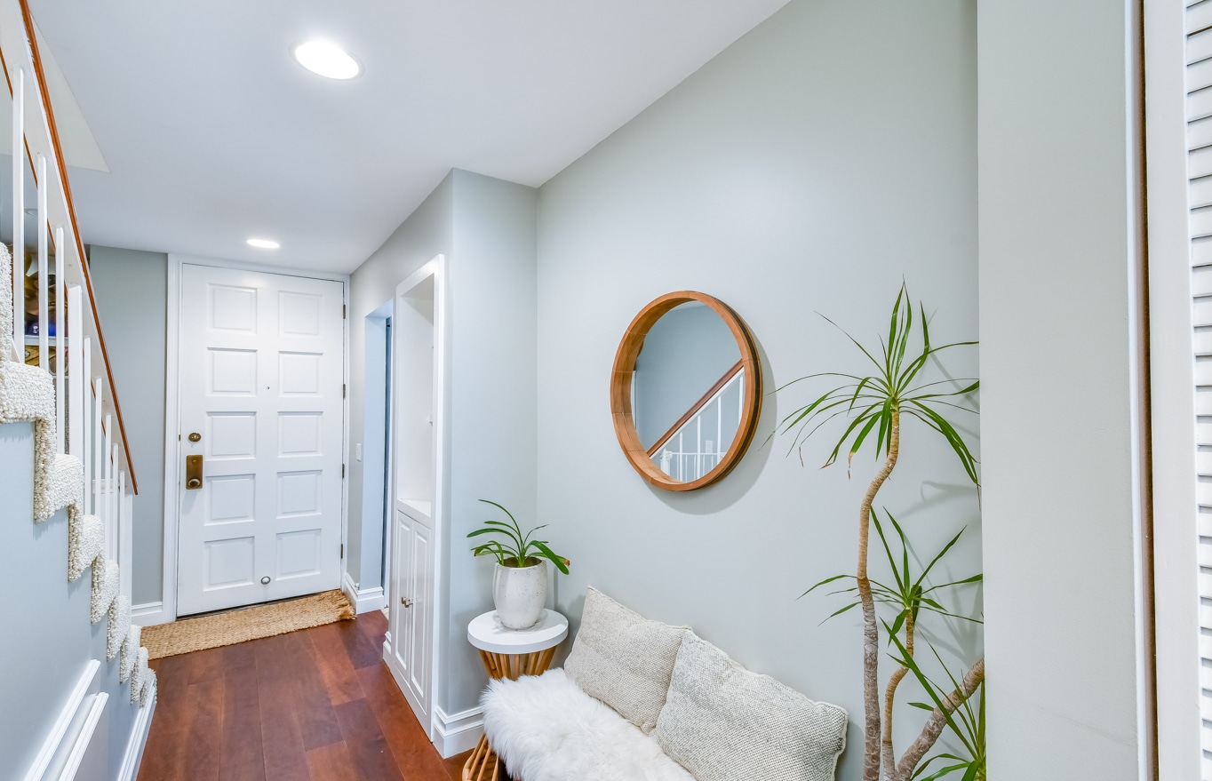 Entryway - 7301 Vista del Mar