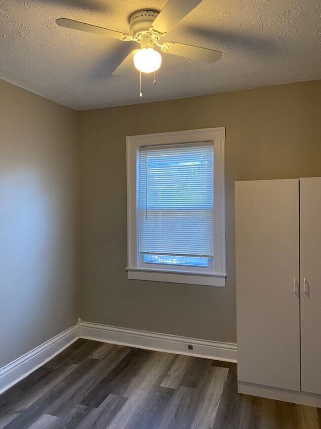 Building Photo - 486 Price Rd