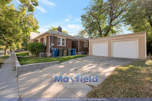 Building Photo - Sugar House Bungalow 2 BD 1 BA 1GA