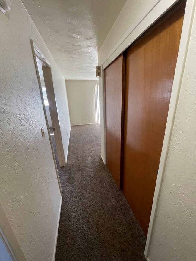 Building Photo - Fairway Apartments