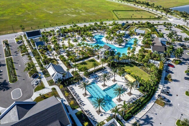 Building Photo - 4727 Estates Cir