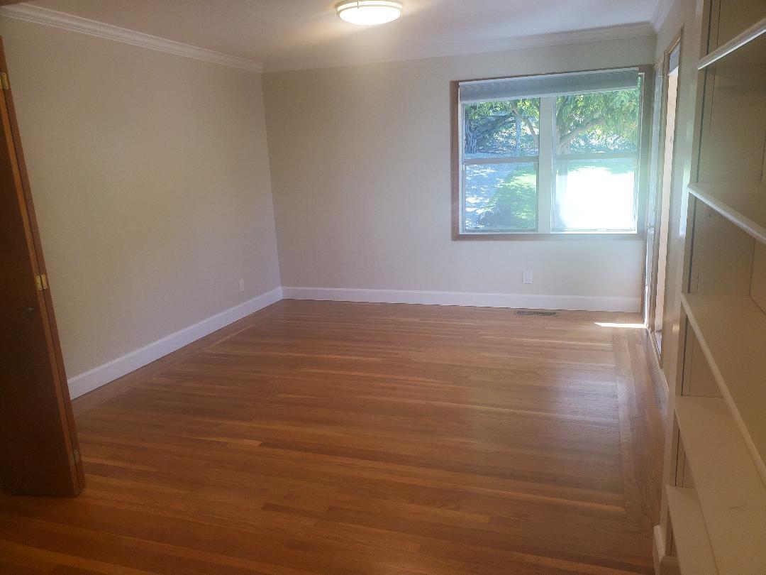 Master Bedroom - 547 Santa Clara Ave