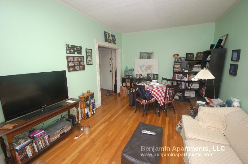 Building Photo - 1820 Commonwealth Ave