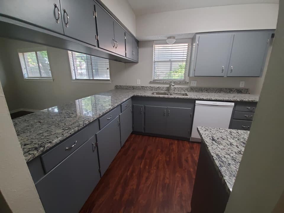 Building Photo - 6450 Lontos