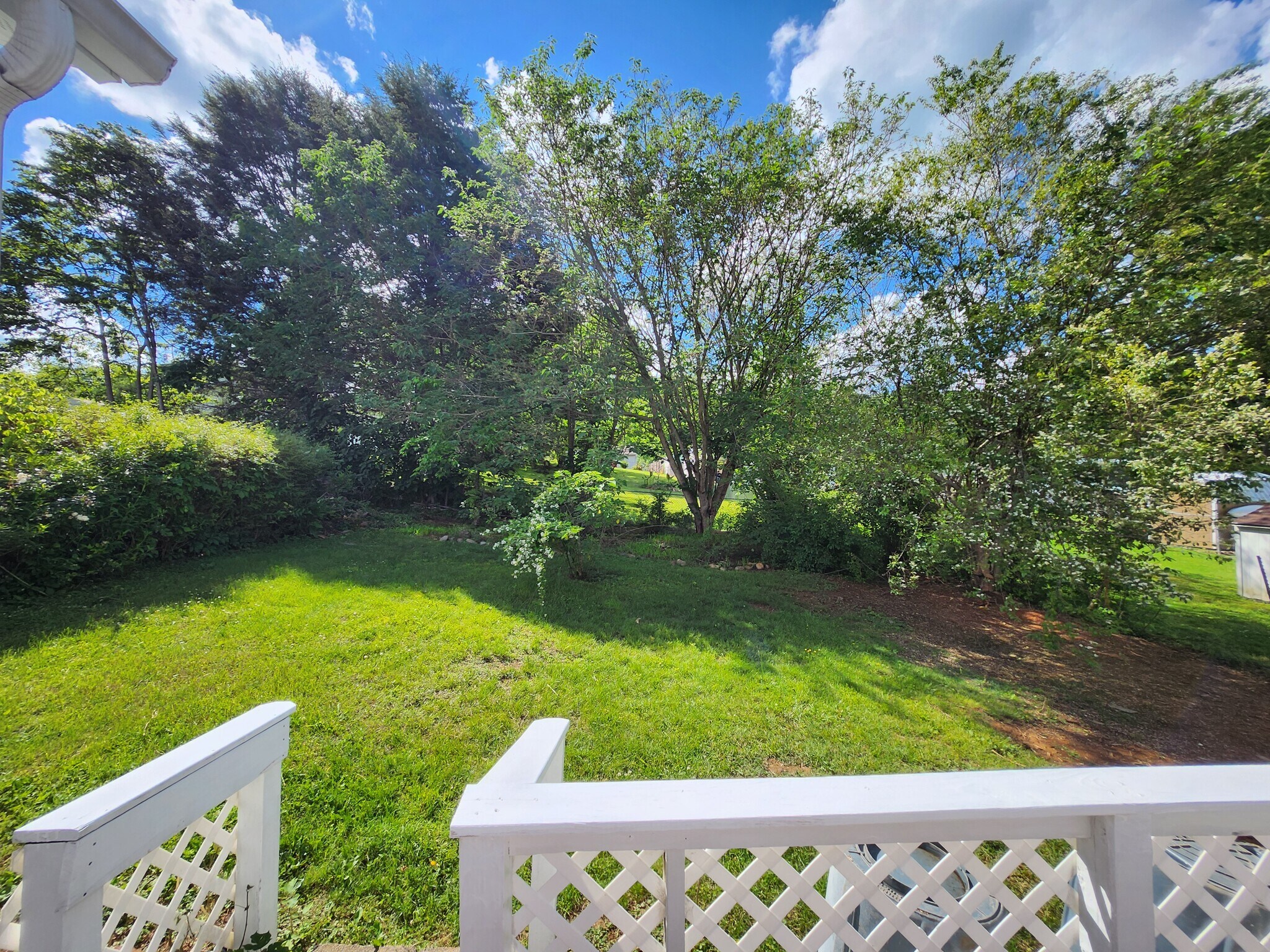 Building Photo - 2511 Watauga Rd