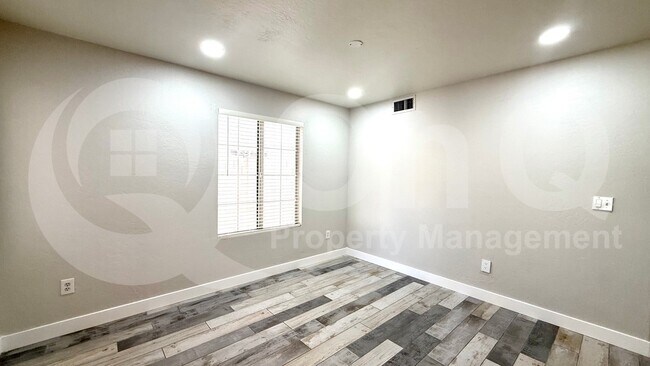 Building Photo - 20438 N 17th Way