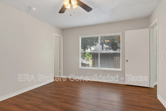 Building Photo - 10341 Flatland Trail
