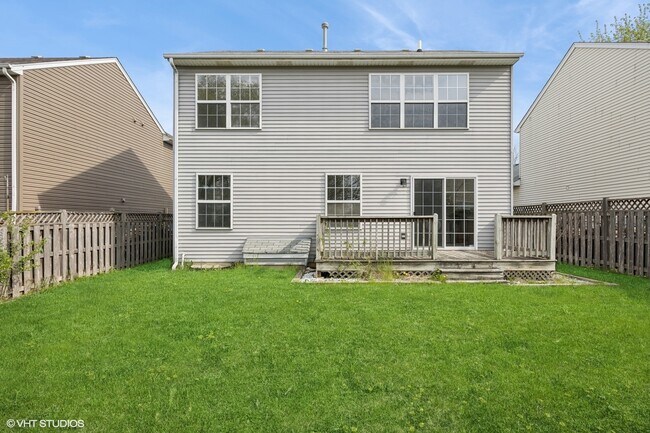 Building Photo - 639 Navajo St