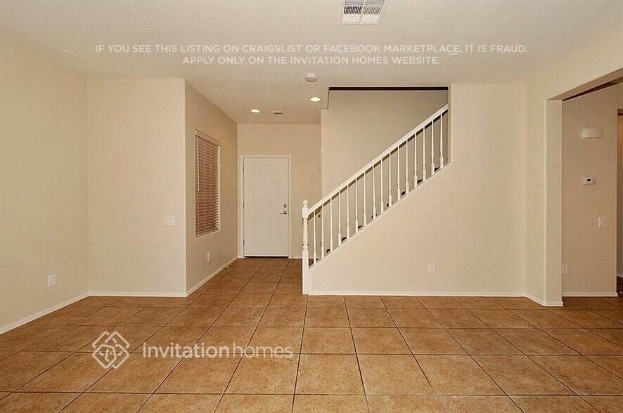 Building Photo - 6860 Pipil St