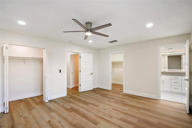 Building Photo - 150 Marina Del Rey Ct