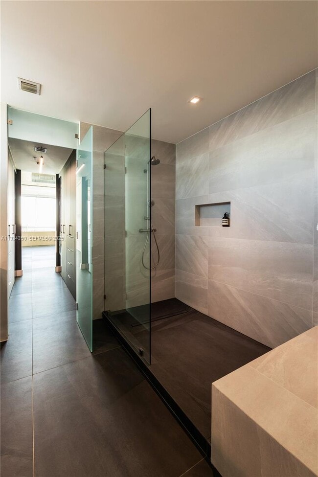 Building Photo - 7934 West Dr