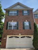 Front - 4614 Buckhorn Rdg