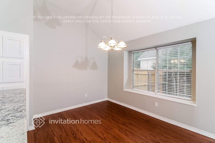 Building Photo - 1617 Churchill Ln