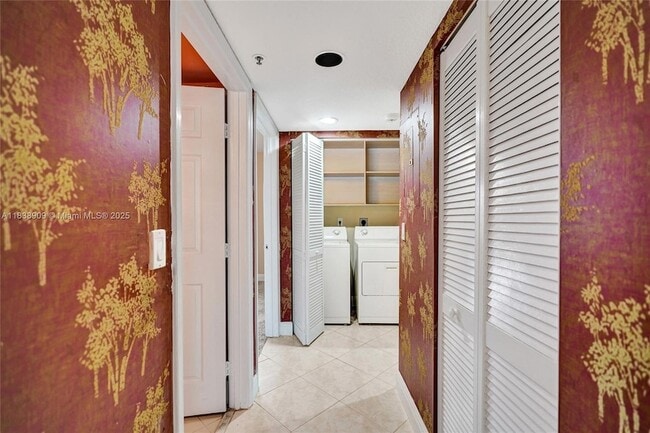 Building Photo - 12547 Imperial Isle Dr