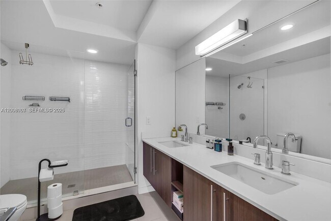 Building Photo - 7825 NW 107th Ave