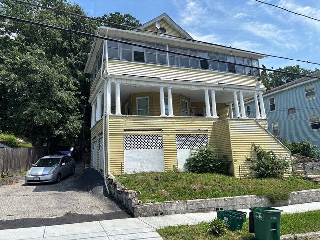Building Photo - 24 Holland Rd