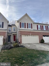 Building Photo - 206 Golden Eagle Way