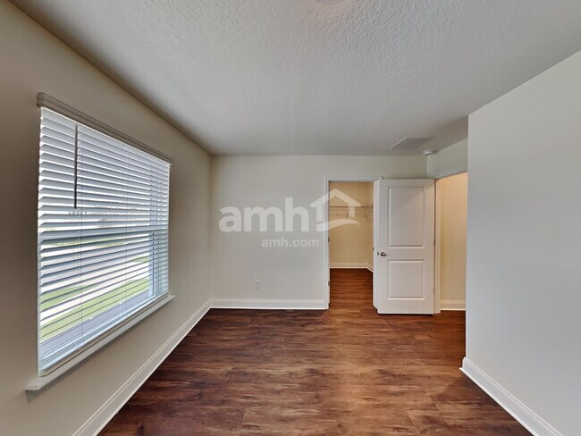 Building Photo - 6174 Little Blf Cir