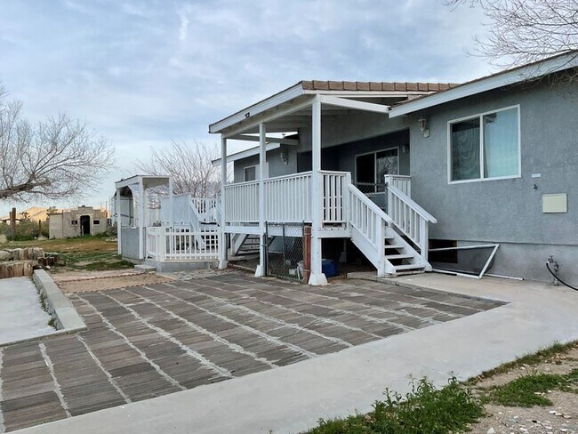 Building Photo - 32322 Amber Rd