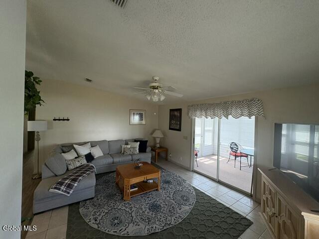 Building Photo - 932 Chula Ct