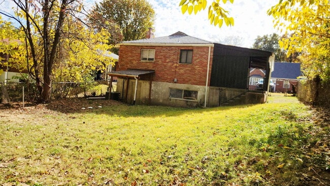 Building Photo - Delightful 3-Bedroom, 2-Bath Haven in St. ...