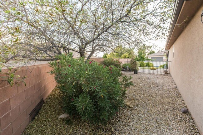 Building Photo - Custom 3 Bedroom Single-Family Home in Pri...