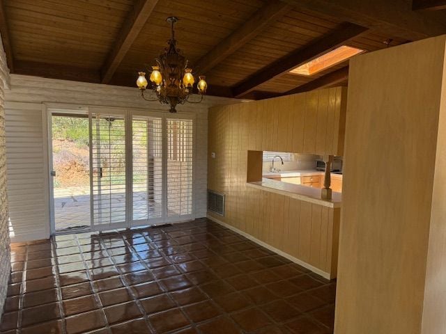 Building Photo - 17711 S Mesa Dr